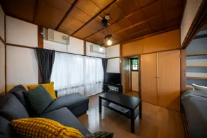 9-minute walk from Kobe Station | 1DK private house | Wi-Fi available | 10-minute walk from Harborland | Maximum 5 people | MK700 - Image 2