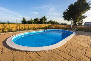 Villa Asparagus Croatia Premium Stay - Image 2