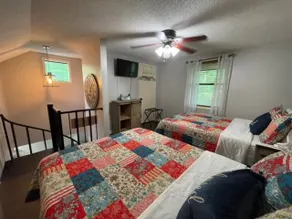 Deb's Nest on the Mountain! - Image 5