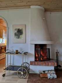 Cozy house with lake view - Image 5