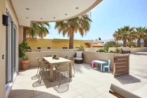 Niki Seaview Haven - Image 5
