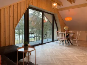Pine Tree Holiday House - Image 4