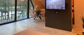 Pine Tree Holiday House - Image 2