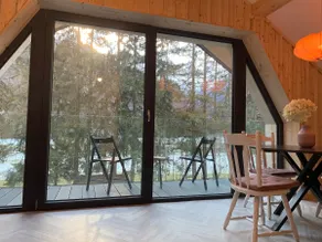 Pine Tree Holiday House - Image 3