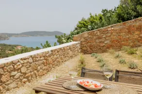 Studio, Sea & Mountain View, Mani - Elaida - Image 4