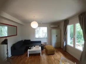 Sofia green yard apartment - Image 2