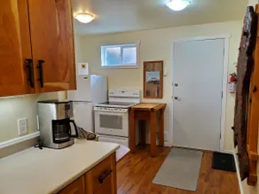 Boom Boat Suite - Image 4