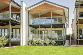 Garden View Beach House - Image 2