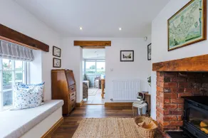NEW! Stunning 3- Bed Cottage in Audlem by 53 Degrees Property, Ideal for Families & Groups! - Image 2