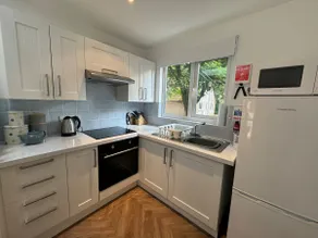3 Bedroom lodge Hengar Manor sleeps 6 115 - Image 5