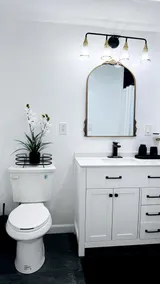Chic City Guesthouse Getaway - Image 5