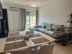 Blue Breeze Two Bedroom Apartament - Image 2