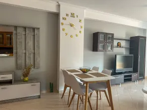 Blue Breeze Two Bedroom Apartament - Image 4