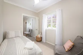 Glass House Cottage - Image 5