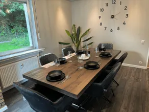 Spacious apartment with XXL screen I parking - Image 2