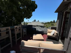 Walkable mid-century 2BR w/views & rooftop deck - Image 3