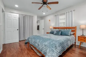 Charming Parkside Home - Image 4