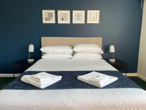 Meadowbrook Luxe 1 or 2 bed Apartment - Image 2