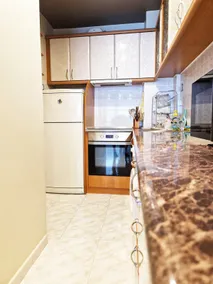 Clean and cozy city centre apt. - Image 5