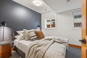 Designer Home, Private Hot Tub - Image 4
