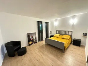 Apartment Entire place with pool - Image 4