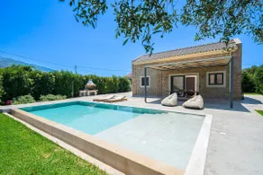 Zoe Private Stone Villa - Image 3