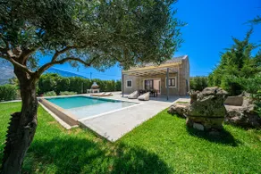 Zoe Private Stone Villa - Image 4