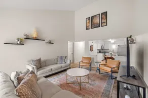 Urban Retreat- 4 Bedroom Home - Image 2