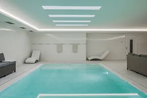 Vila Zlatý Slavík - Luxurious Villa with Spa - Image 5