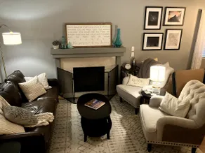 Cozy Happy Valley Home - 20 Minutes to DT Portland - Image 2