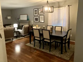 Cozy Happy Valley Home - 20 Minutes to DT Portland - Image 3