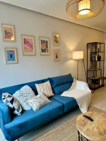 Exclusivo, Céntrico y Elegante Apartamento con Terraza y Parking incluido - Image 4