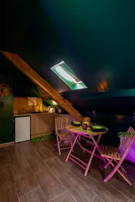 Dynasty luxury Spa Appartement 100M2 Jacuzzi Terrasse - Image 3