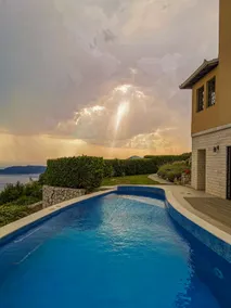 Lux Villa Provence w/ Postcard View over Horizont - Image 5