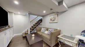 Cozy 2BR Flat near Yonge/16th Ave- Quiet spacious - Image 3