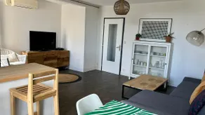 Rooftop apartment near the beach - Image 4