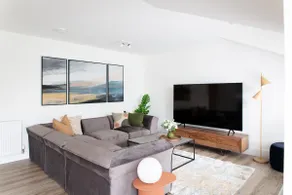 Penthouse Apartment at Loch Lomond with 2 bedrooms - Image 2
