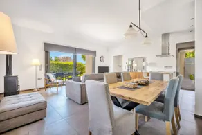 Nea Makri Cozy Home - Image 3
