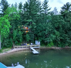 Linda's Lake House - Lake Days & Cozy Nights - Image 4