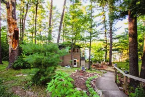 Linda's Lake House - Lake Days & Cozy Nights - Image 3
