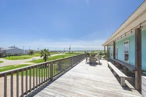 Surfside Retreat! Amazing Views, Steps to Beach! - Image 3