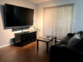 Colwood Suite 25mins to Downtown - Image 2