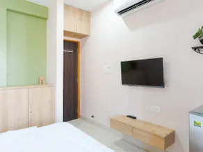 Mini Studio-101, Patrika Gate - Image 4