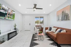 Downtown Oasis House - Image 3