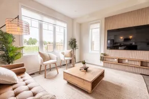 Spotless 5 bed and 4 bath with Wi Fi and 1hr to Niagara - Image 2