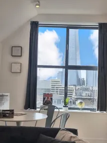 1Bed Flat with Shard Views & Lift at London Bridge - Image 3