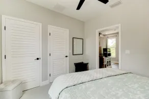 Friendly Neighbor Suite - Image 2