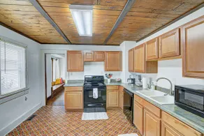 Roomy Bungalow*2 bed*1 bath - Image 4