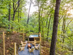 Whispering Woods, Hot Tub, Firepit, Pet Friendly - Image 5