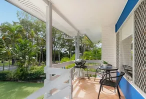 The Bay Beach Shack, Hervey Bay - Image 3